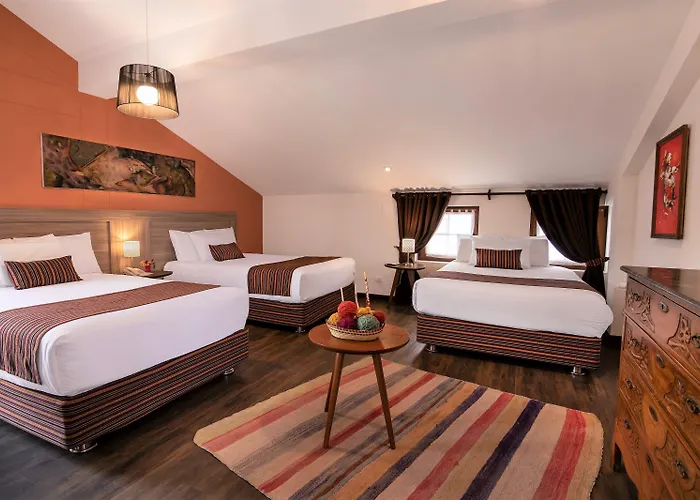 Atoq San Blas Hotel