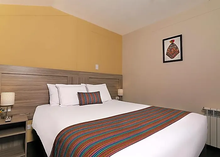 Atoq San Blas Hotel